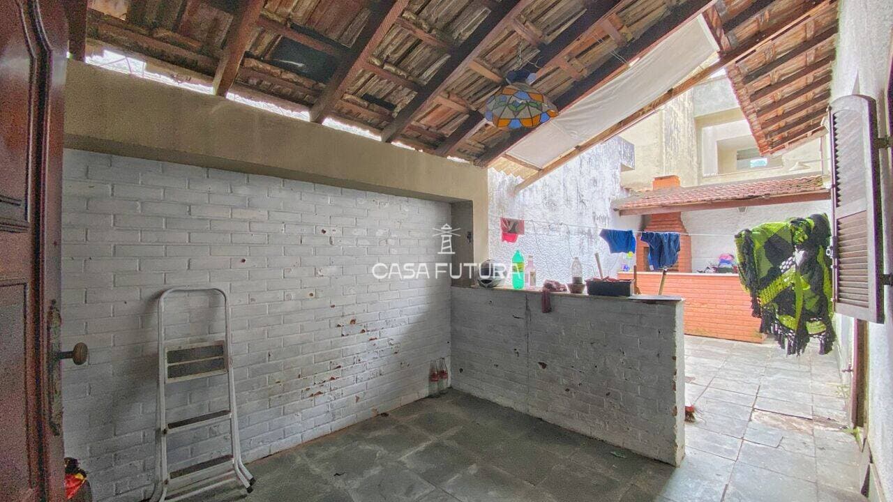 Casa com 4 quartos, 114 m² - foto 7