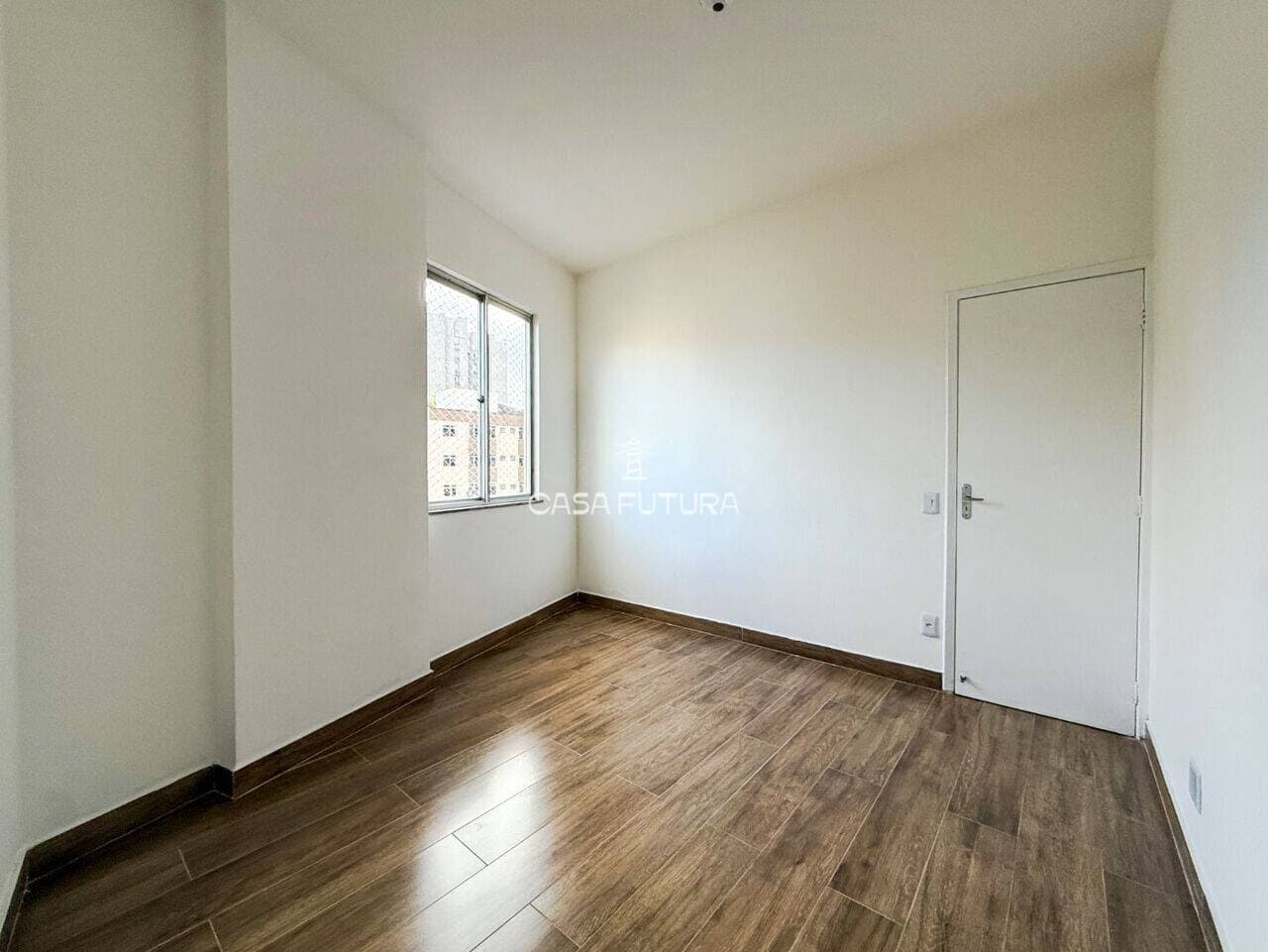Apartamento com 2 quartos, 80 m² - foto 8