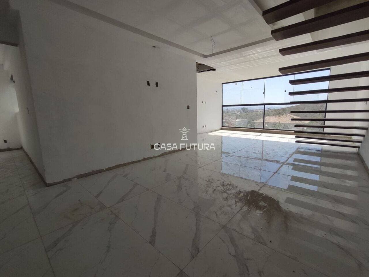 Cobertura com 3 quartos, 200 m² - foto 2