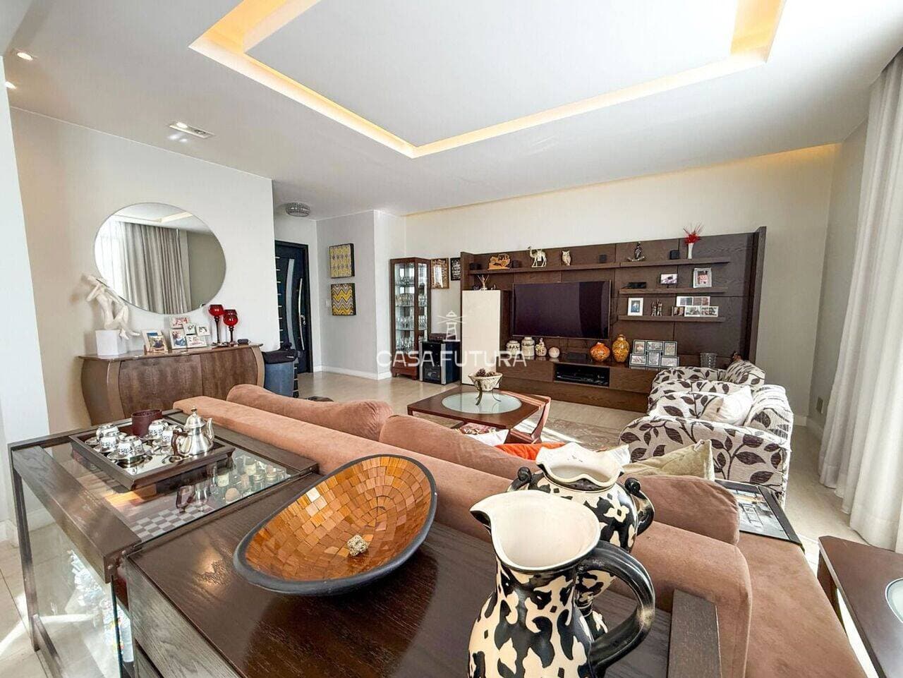 Apartamento com 3 quartos, 190 m² - foto 4