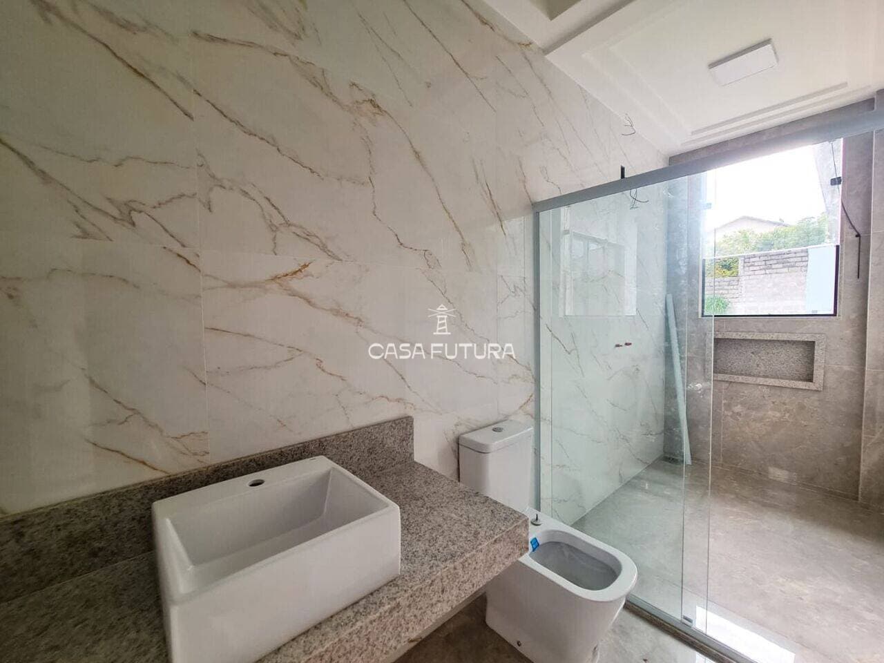 Casa com 3 quartos, 307 m² - foto 8