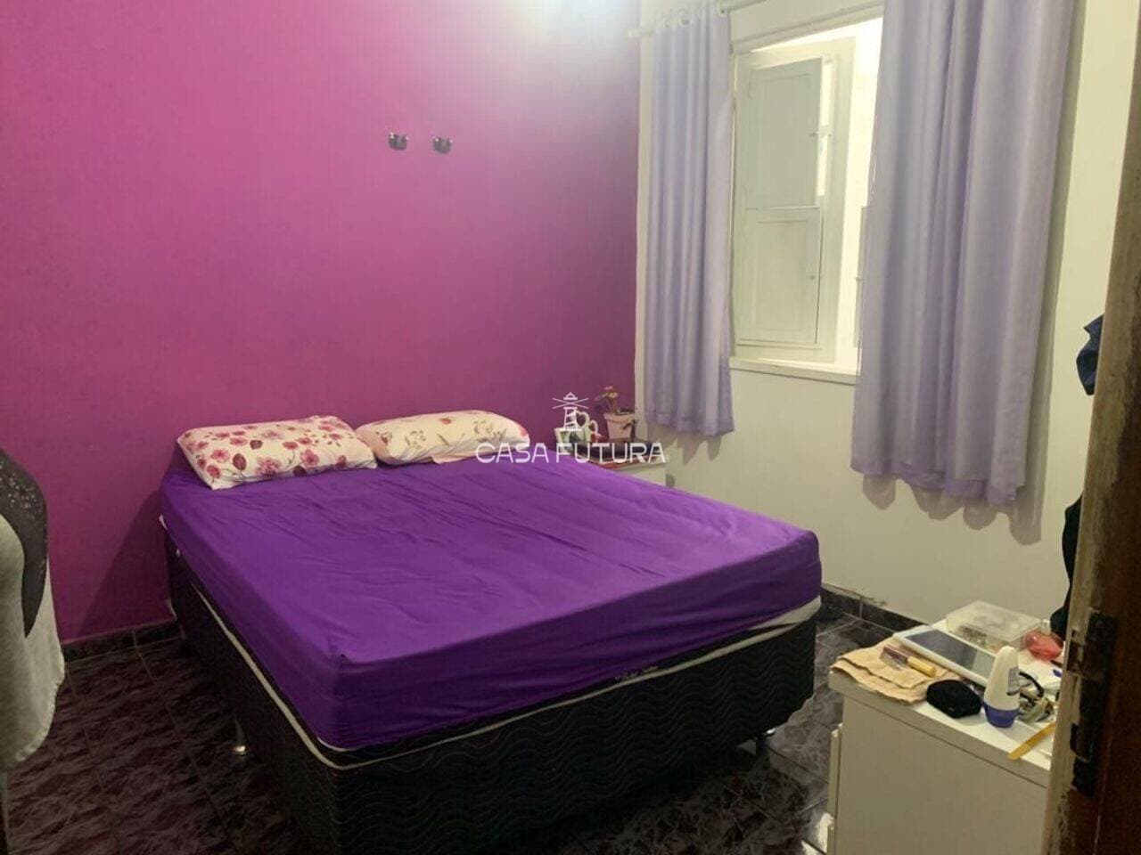 Casa com 3 quartos, 241 m² - foto 8