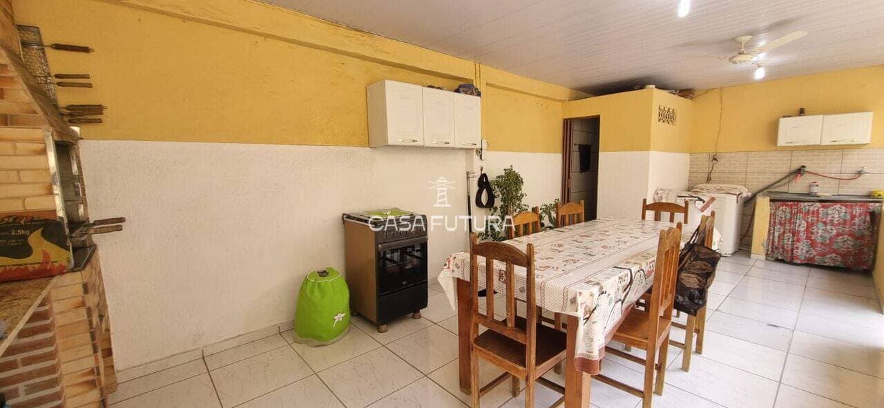 Casa com 4 quartos, 250 m² - foto 6