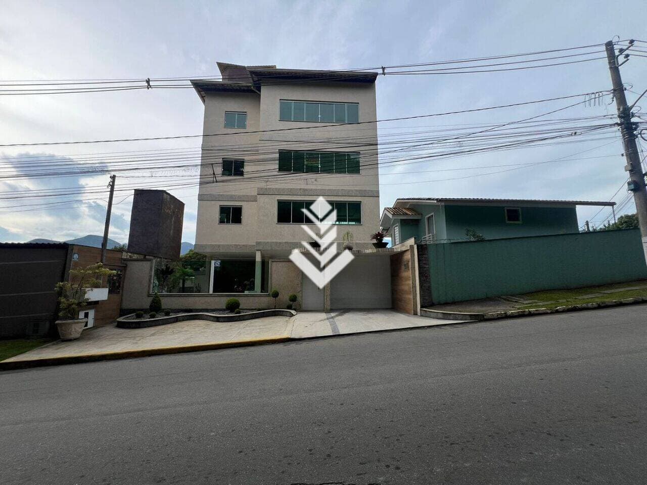 Apartamento com 3 quartos, 90 m² - Braunes - Nova Friburgo/RJ