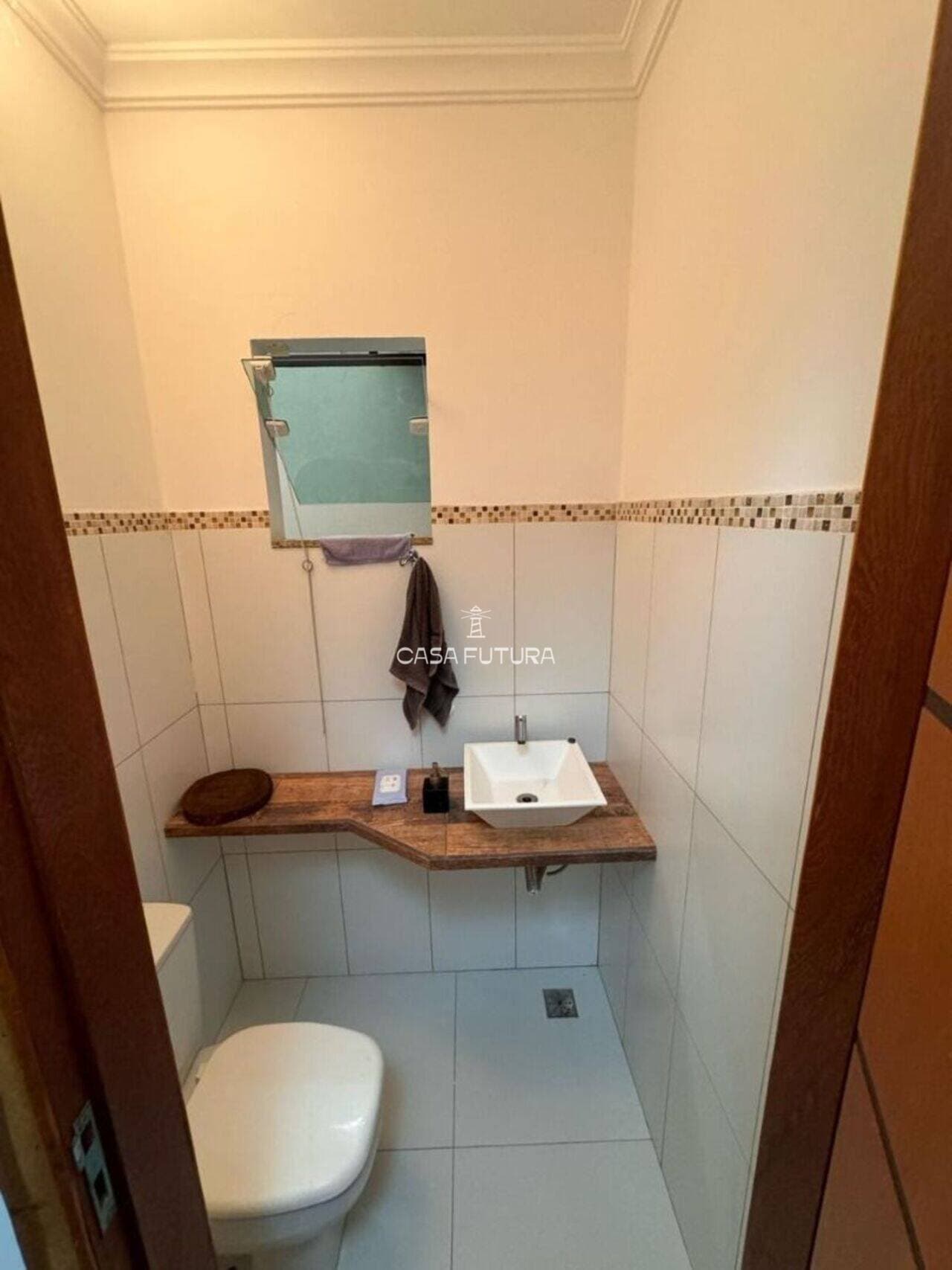 Casa com 9 quartos, 151 m² - foto 9