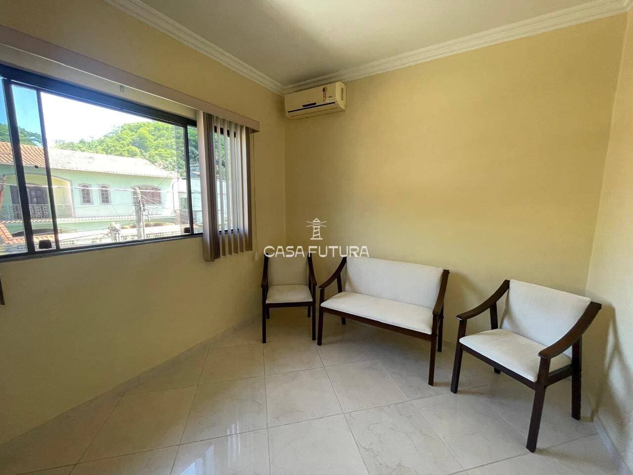 Casa com 3 quartos, 178 m² - foto 8