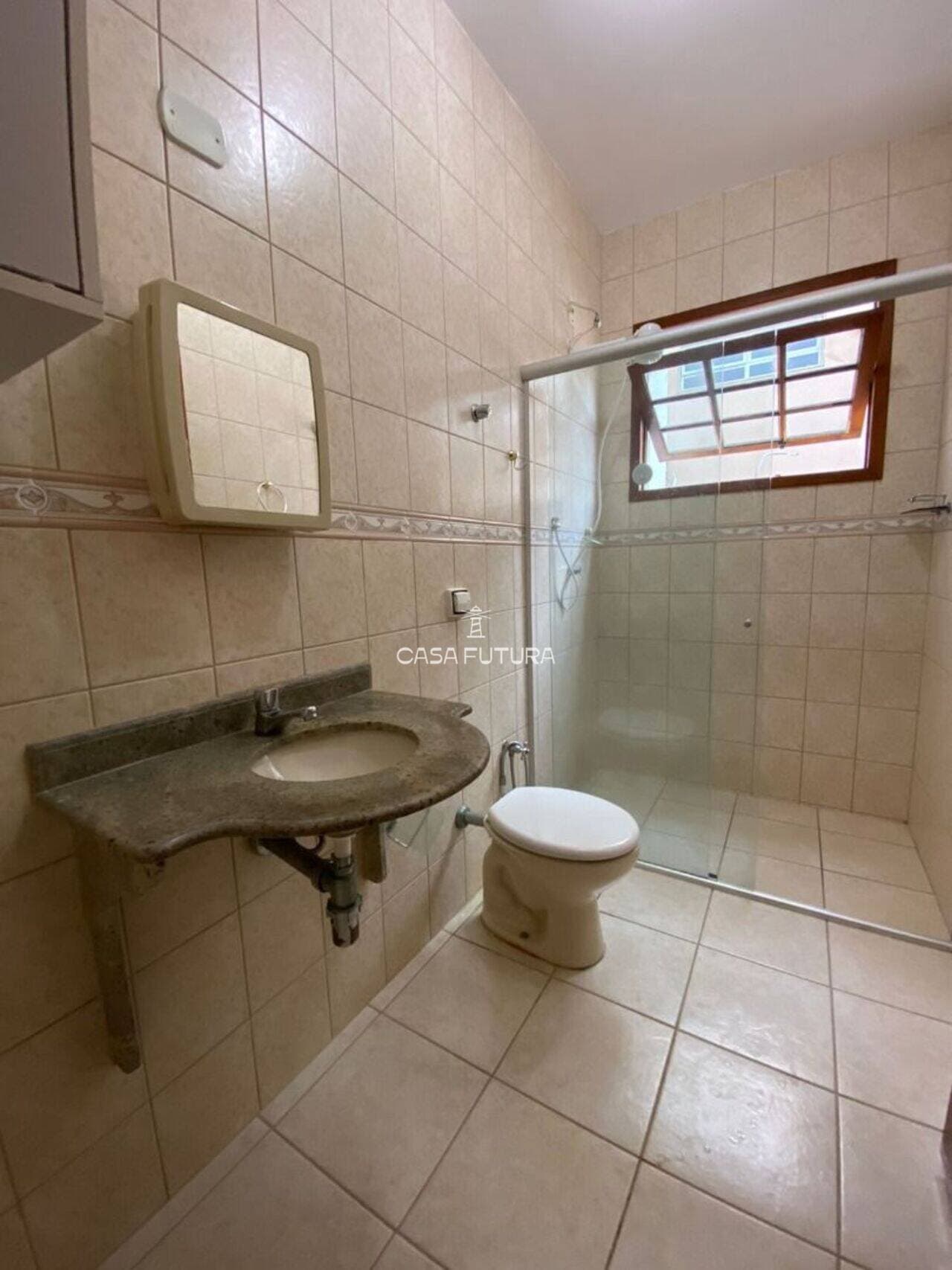 Casa com 3 quartos, 266 m² - foto 7