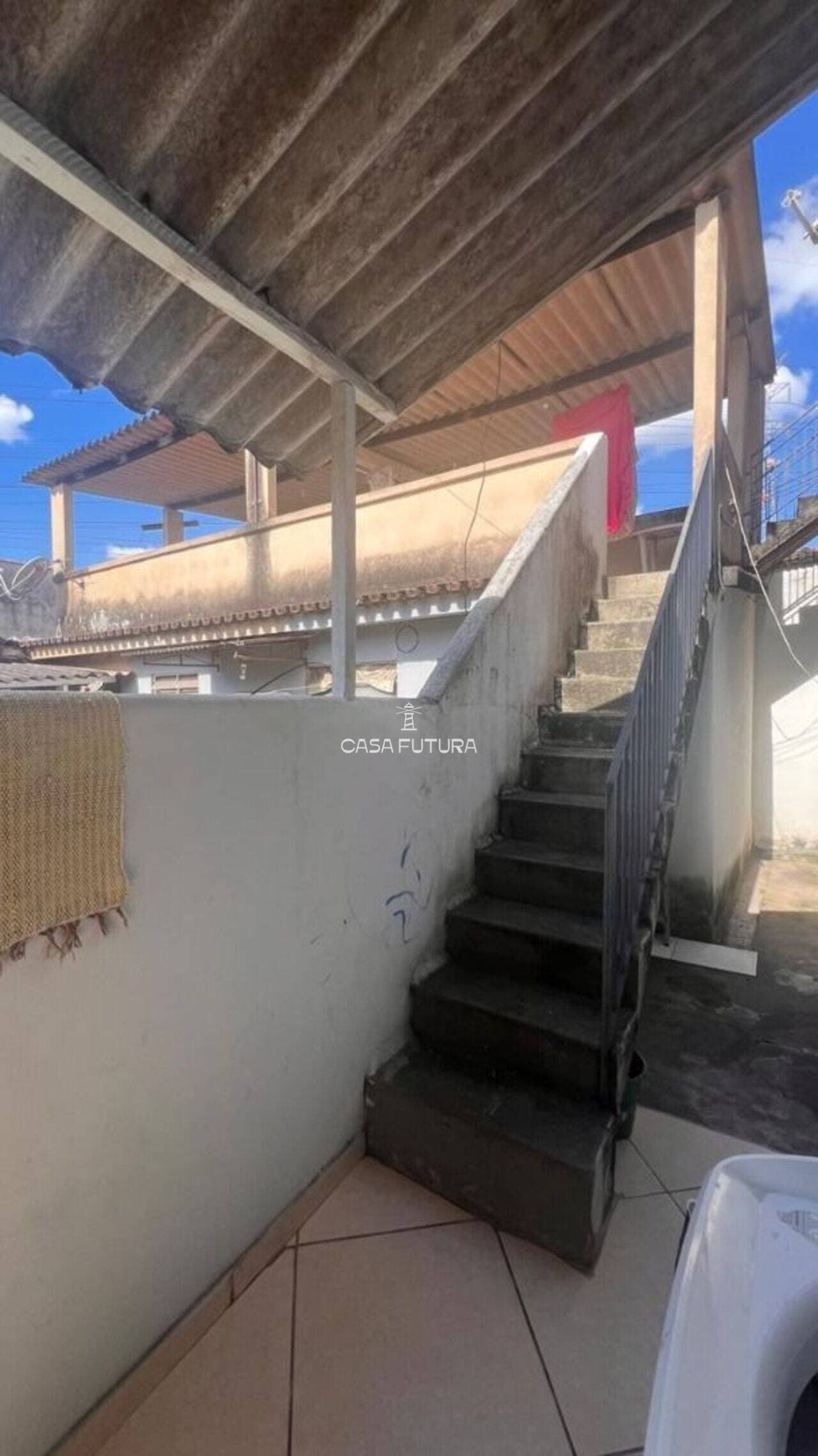 Casa com 3 quartos, 67 m² - foto 3