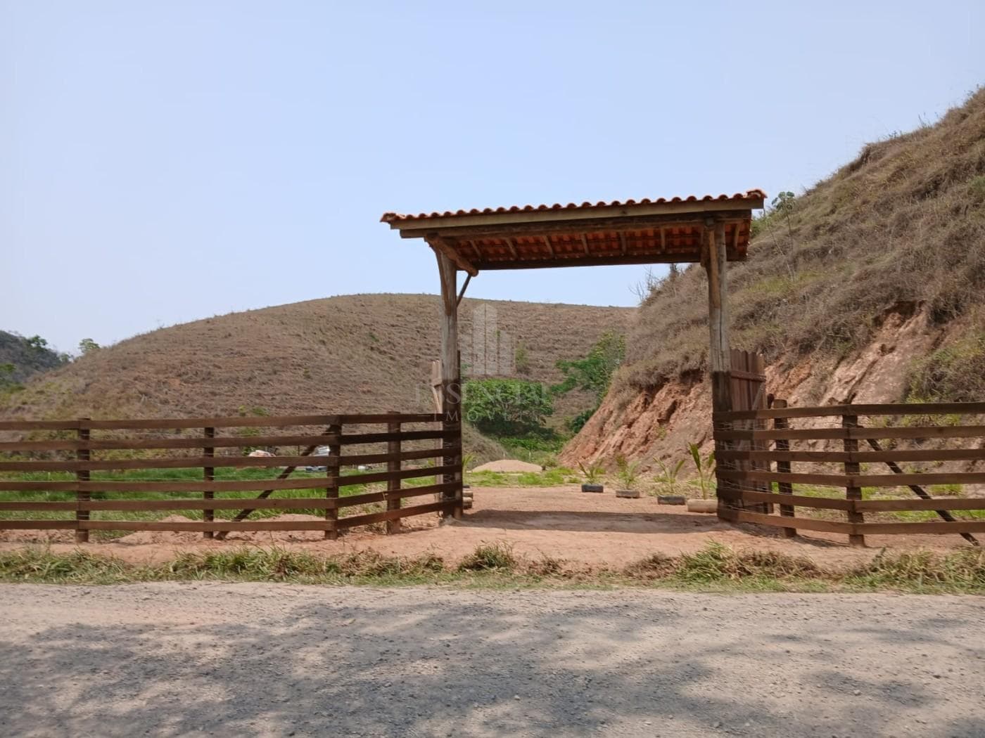 Chácara à venda Estrada para São José do Turvo, a apenas 4 km de Amparo, Barra do Piraí / RJ - foto 2